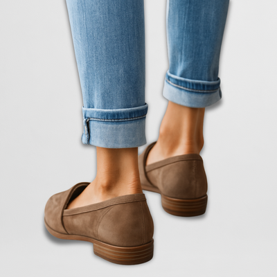 Zamszowe loafersy